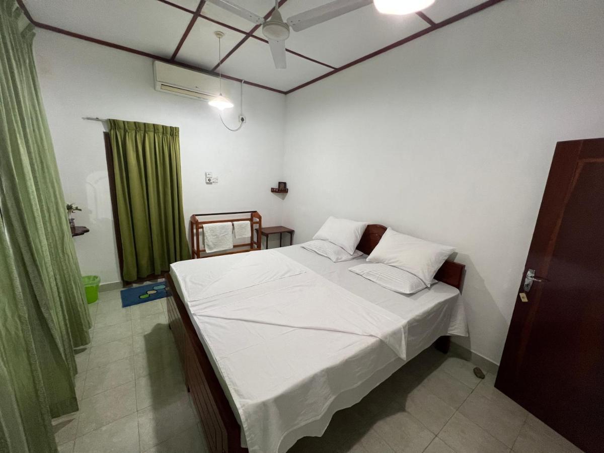 Summer Ridge - Homestay Ratnapura Kültér fotó