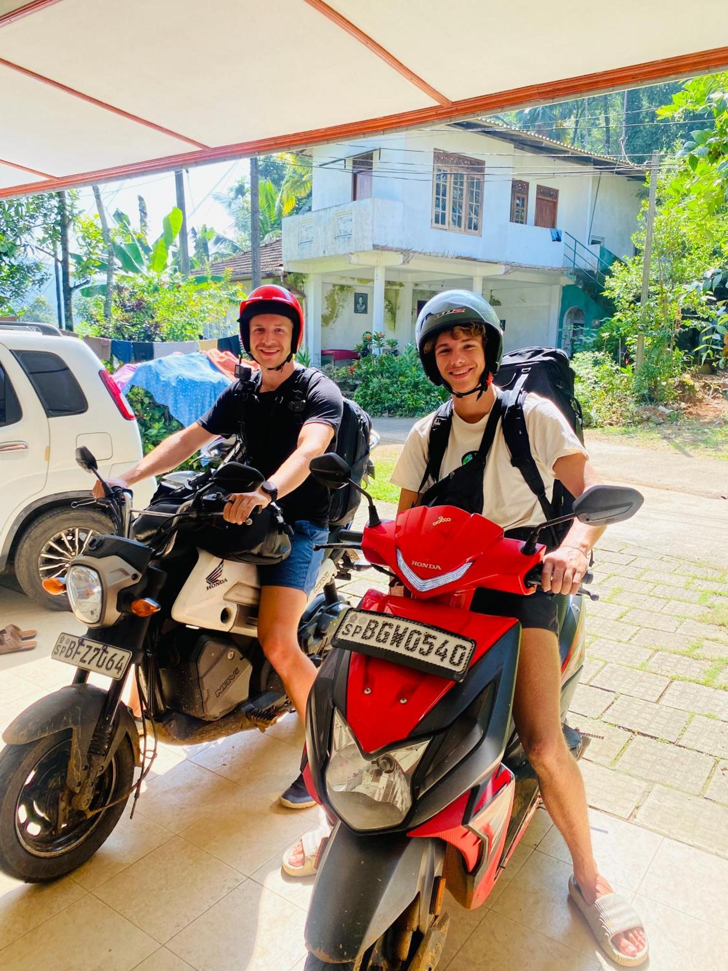 Summer Ridge - Homestay Ratnapura Kültér fotó